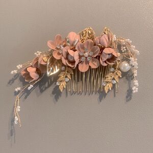 Pretty Floral Hair Comb